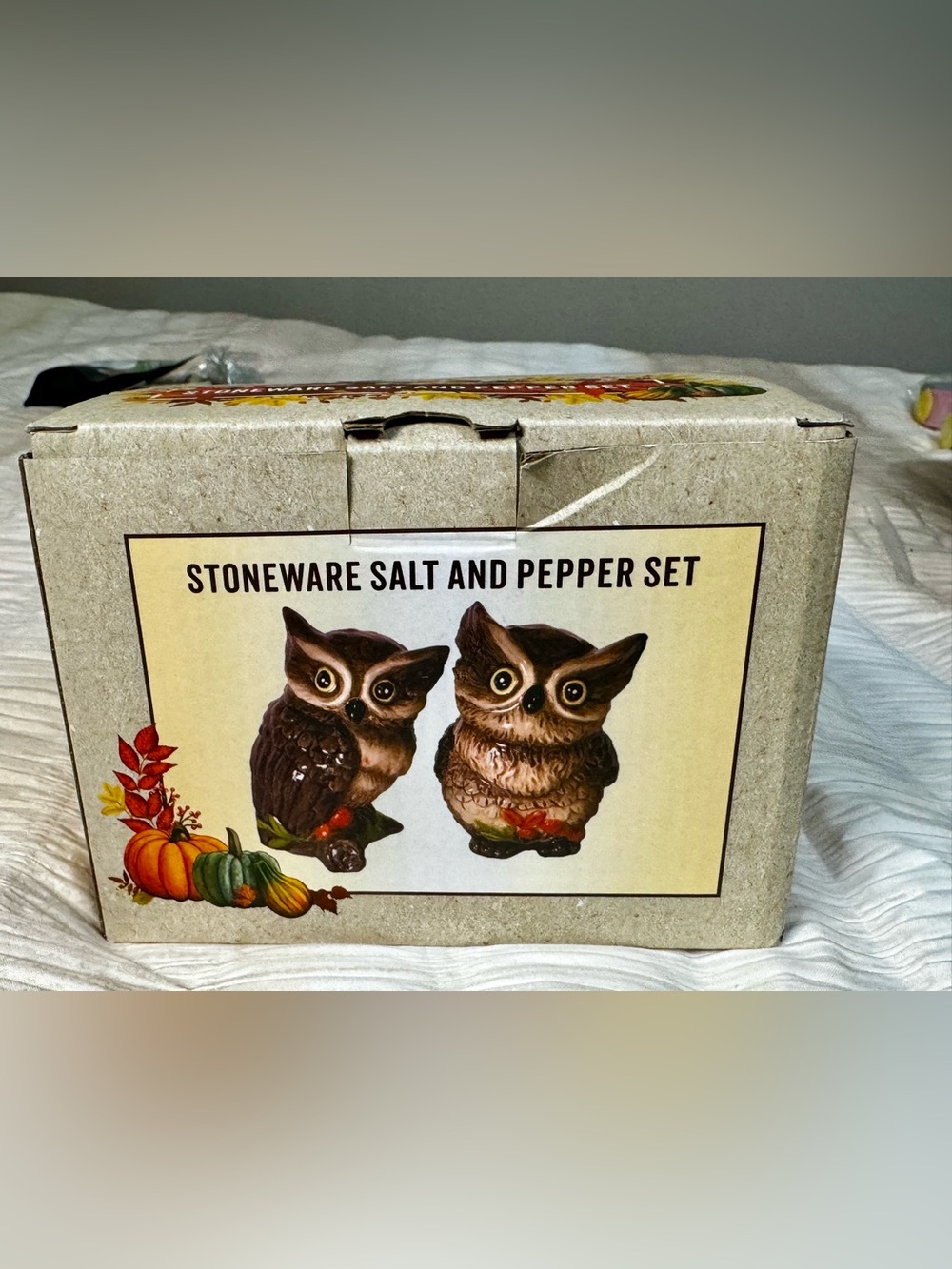 Cracker Barrel Brown Owl Stoneware Salt & Pepper Set